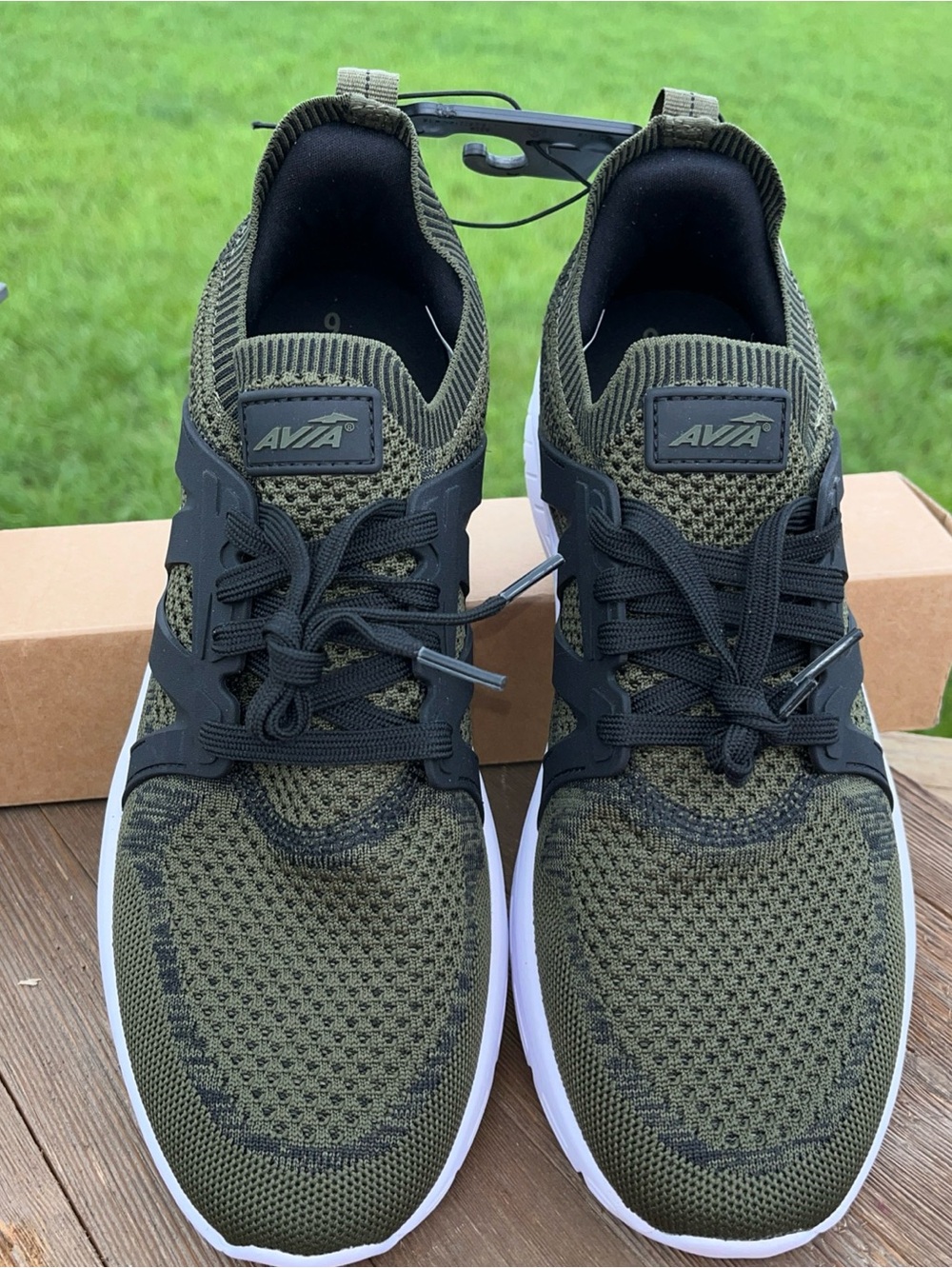 Avia Men's Quickflash Running Shoes Sneakers Size 9 Black Olive Green NWT